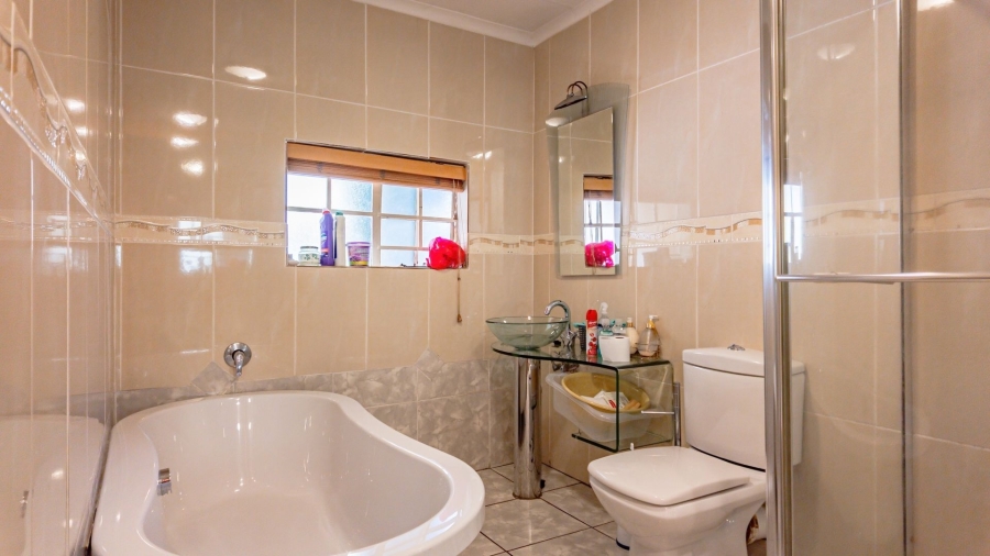 4 Bedroom Property for Sale in Cashan North West